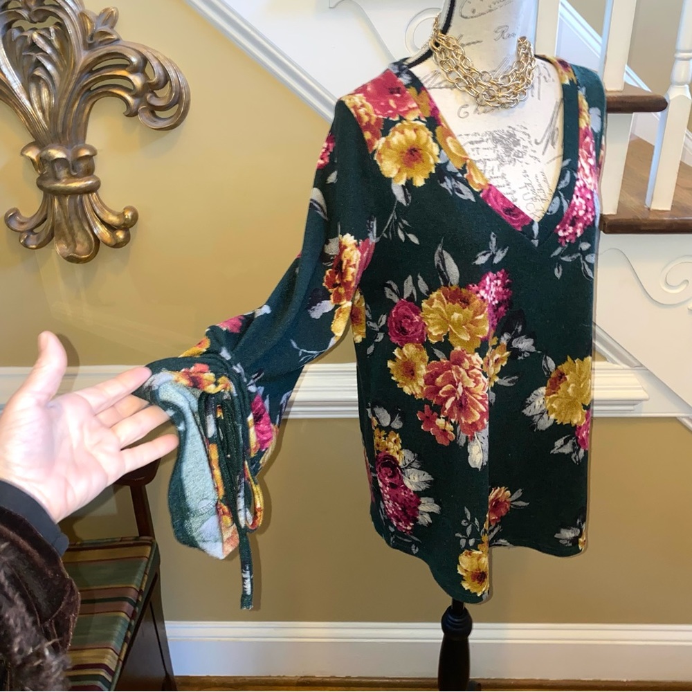 Peach Love floral draw string sleeve tunic top - Picture 3 of 7